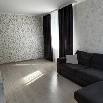 Продается Многокомнатная квартира, 69 м²