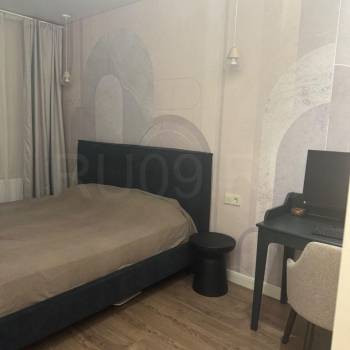 Продается Многокомнатная квартира, 90 м²