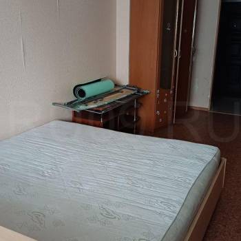 Продается 1-комнатная квартира, 48 м²