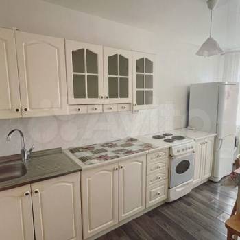 Сдается 1-комнатная квартира, 37 м²