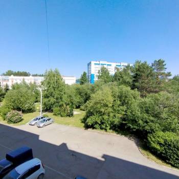 Продается Многокомнатная квартира, 79 м²