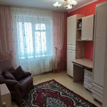 Продается Многокомнатная квартира, 82 м²