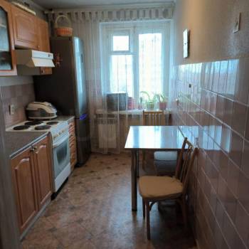 Продается Многокомнатная квартира, 82 м²