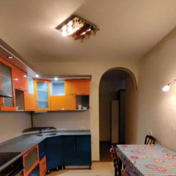 Сдается 2-х комнатная квартира, 74 м²