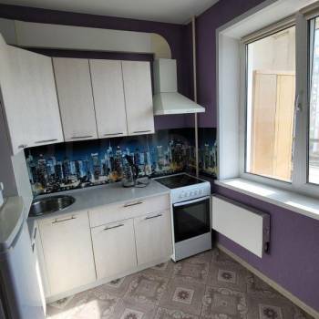 Сдается 1-комнатная квартира, 35 м²