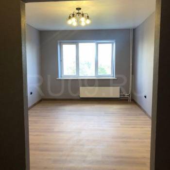 Продается 1-комнатная квартира, 46 м²