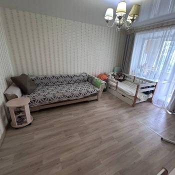 Продается 1-комнатная квартира, 34 м²