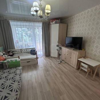 Продается 1-комнатная квартира, 34 м²