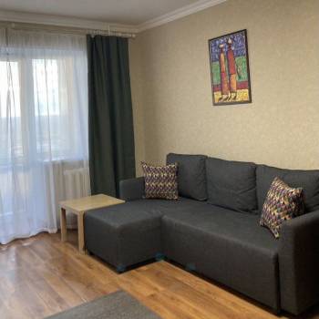 Сдается 1-комнатная квартира, 38 м²