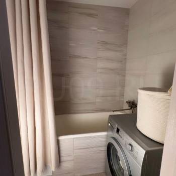 Продается 1-комнатная квартира, 45 м²