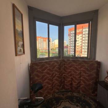 Продается 1-комнатная квартира, 37 м²