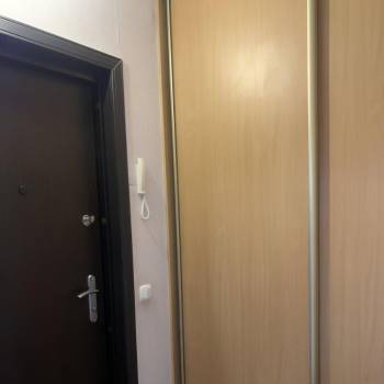 Продается 1-комнатная квартира, 46,9 м²