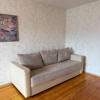 Продается 1-комнатная квартира, 36 м²