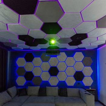 Продается 1-комнатная квартира, 63 м²