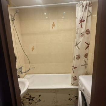 Сдается 2-х комнатная квартира, 64,7 м²