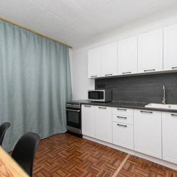 Продается Многокомнатная квартира, 89,9 м²