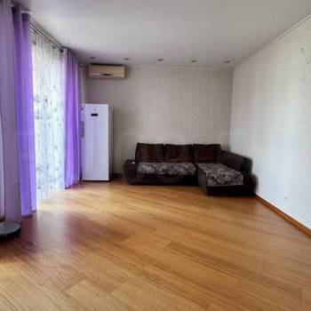 Продается 3-х комнатная квартира, 98 м²