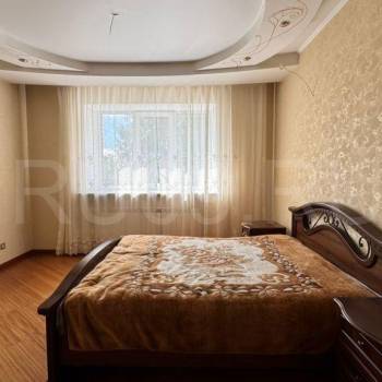 Продается 3-х комнатная квартира, 98 м²