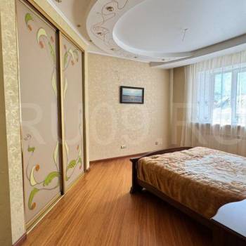 Продается 3-х комнатная квартира, 98 м²
