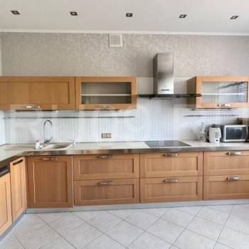 Продается 3-х комнатная квартира, 98 м²