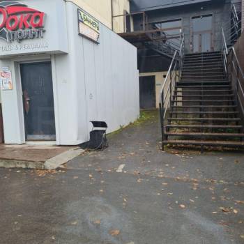 Сдается Нежилое помещение, 140 м²