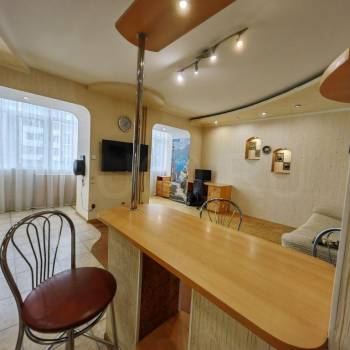 Продается 3-х комнатная квартира, 94 м²