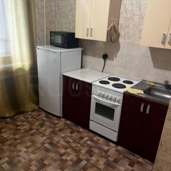 Сдается 1-комнатная квартира, 39 м²