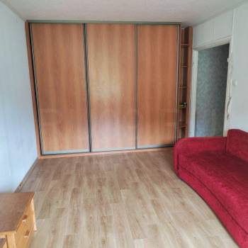 Продается 1-комнатная квартира, 39 м²