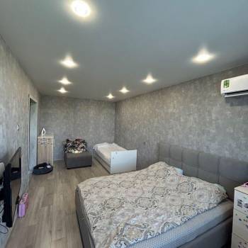 Продается 1-комнатная квартира, 34 м²