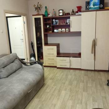 Продается 1-комнатная квартира, 36 м²