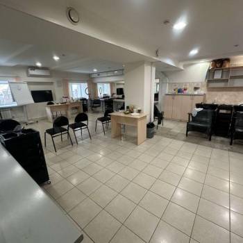 Сдается Нежилое помещение, 288 м²