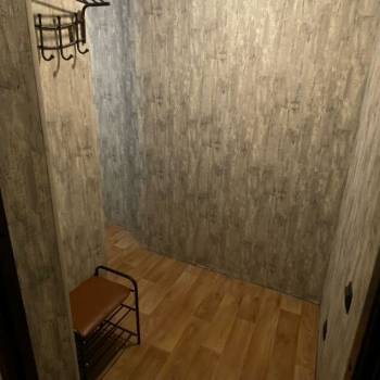 Продается 1-комнатная квартира, 42 м²