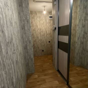 Продается 1-комнатная квартира, 42 м²