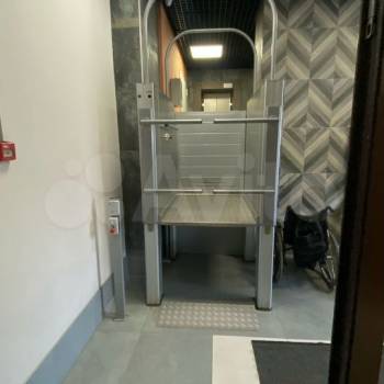 Продается 1-комнатная квартира, 42 м²