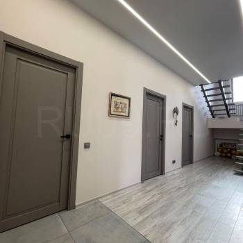 Продается Дом, 330 м²