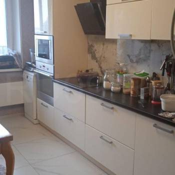 Продается 3-х комнатная квартира, 80 м²