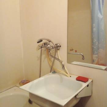 Продается 1-комнатная квартира, 12 м²