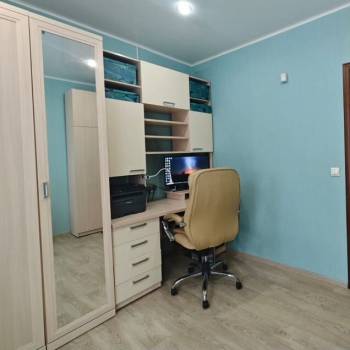 Продается 3-х комнатная квартира, 56 м²