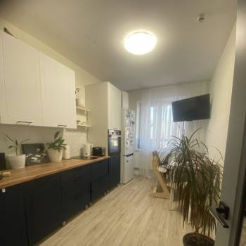 Продается 2-х комнатная квартира, 60 м²