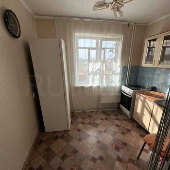 Продается 1-комнатная квартира, 38 м²