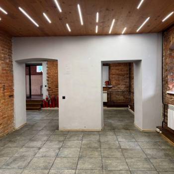 Сдается Нежилое помещение, 150 м²