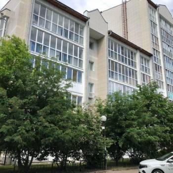 Продается Многокомнатная квартира, 140 м²