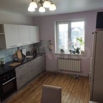 Продается Дом, 285 м²