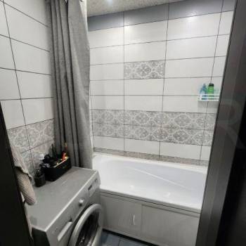 Продается 1-комнатная квартира, 37 м²