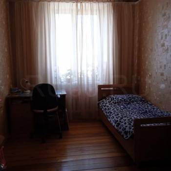 Продается Многокомнатная квартира, 90 м²