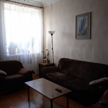 Продается Многокомнатная квартира, 90 м²