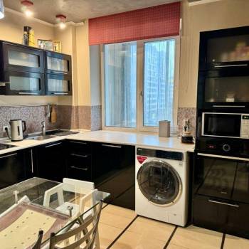 Продается 1-комнатная квартира, 39 м²