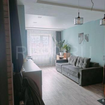 Продается 1-комнатная квартира, 45 м²