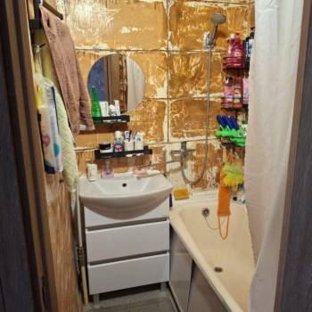 Продается 3-х комнатная квартира, 61 м²