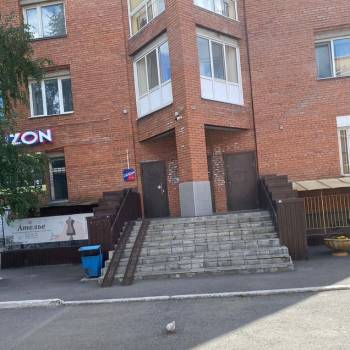 Продается 1-комнатная квартира, 52 м²